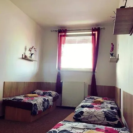 Jánošíkovské Izby * Košice